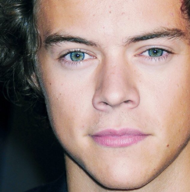 **FREE FOLLOW** GO FOLLOW @niallplzfollow9 NOW!!! @rebeccalee98