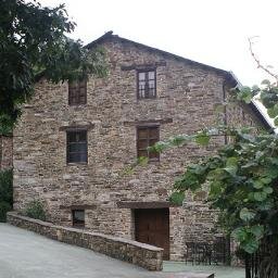 La mejor oferta de turismo rural en el Occidente Asturiano. Taramundi te enamorará. ¡Ven a conocernos! ¡Repetirás!
