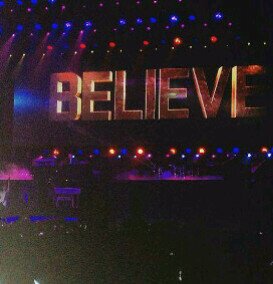 12/05/13 ♥ I saw my idol on my birthday, BEST DAY OF MY LIFE. FOREVER A BELIEBER