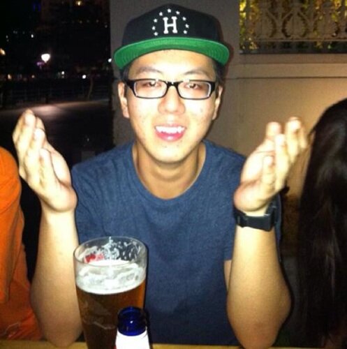 sapiyoo's profile picture. Put your hands down my pants and you'll feel nuts!!!