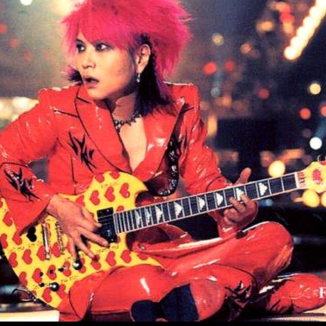 XJAPANのHide大好きです！！！ 自分は色んな洋楽などを聴いてきた末に HIDEの曲に出会いました！！もちろんXも大好きです！ /両方好きな人も片方だけの人もフォローしてください！！フォロバは必ずします！！/音楽アカ