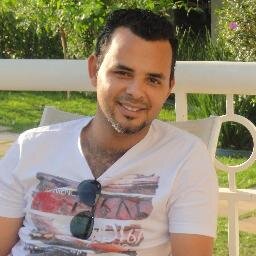 Futebol ? carros ? praia?  EM 1° LUGAR MINHA FAMÍLIA DEPOIS  O RESTO,por que??  porque amo muito tudo isso!!!!!!!