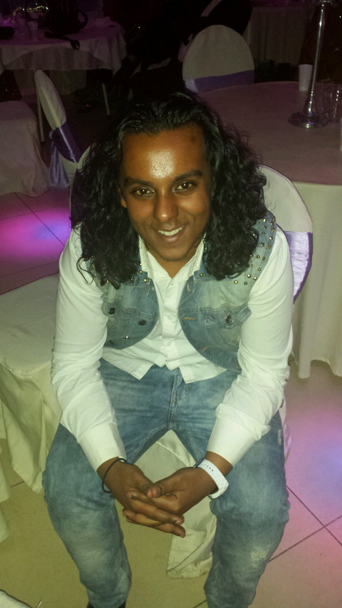 RineshRMGLM's profile picture. Don’t follow your dreams, follow me! |  Graphics Agency - General Graphics!