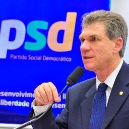 Líder do PSD na Câmara dos Deputados. É deputado federal de terceiro mandato, eleito pelo Paraná.