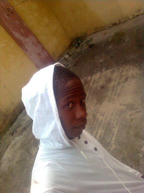 I luv football cuz i play it and dats wat am gud at and i also luv my family