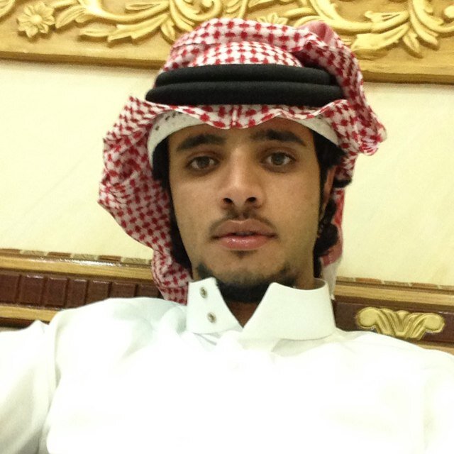 عليك أن تفهم أنني لست كما أبدو عليه من الخارج ، فأنا بداخلي شخص قد فارق الحياة قهراً.