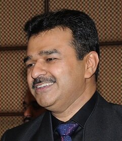 EuroBizlink's profile picture. 