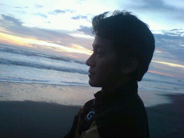 yogaRRJ's profile picture. CAKRA GROUP
jual beli hp baru dan bekas , juga melayani rental mobil, carter, jemput bandara dll.  085655370543