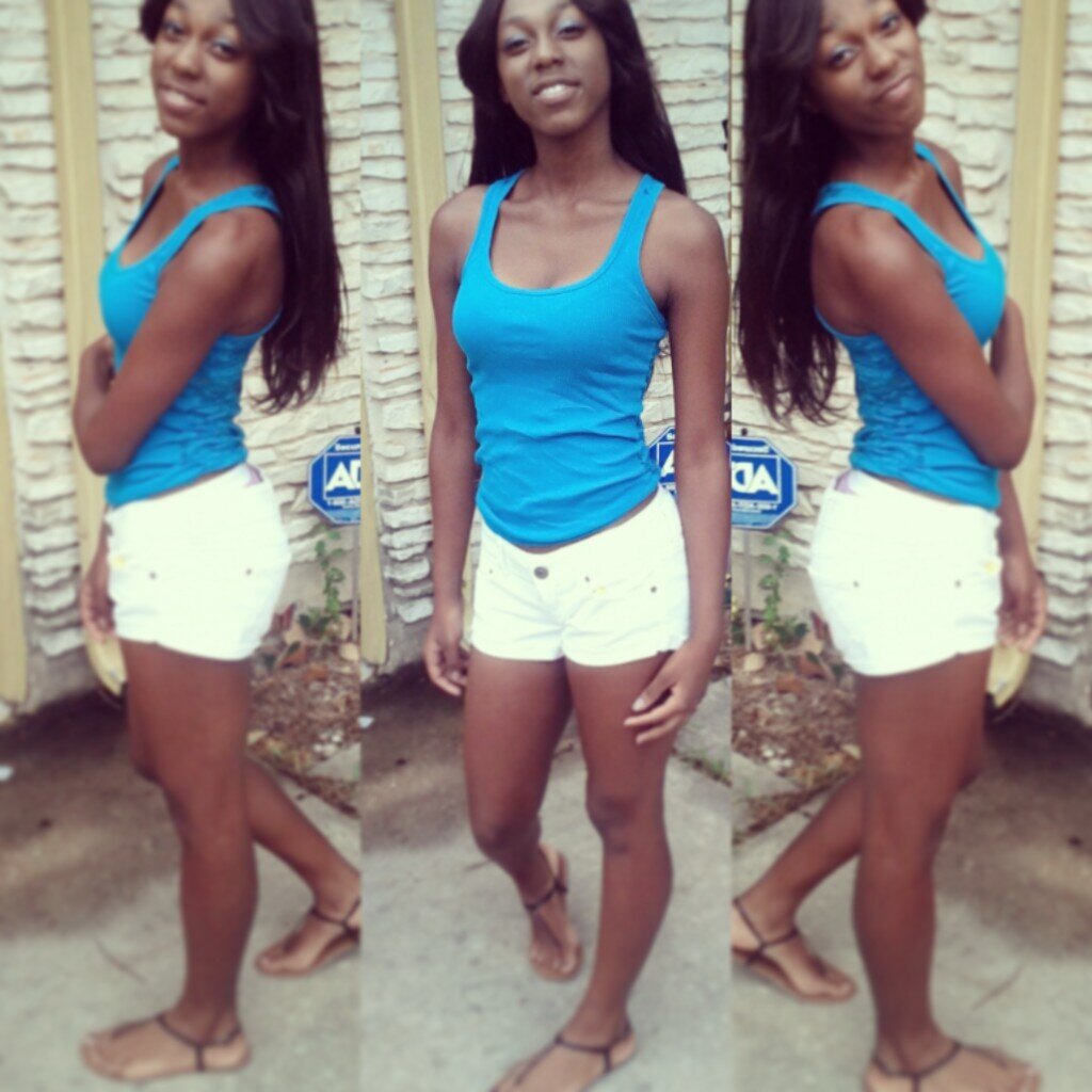 If He Cant Handle You At Your Worst Times Than He Don't Deserve You At Your Best , Kik Me: imOnMyTrippyShit & Follow Me On Instagram , Prettyluhhme