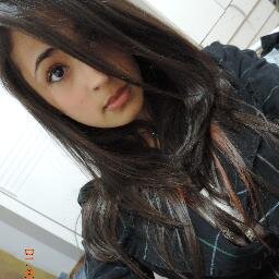 Não adianta eu tentar me descrever, se as pessoas me enxergam como querem. (:
Facebook: http://t.co/zLxSyAd3bG