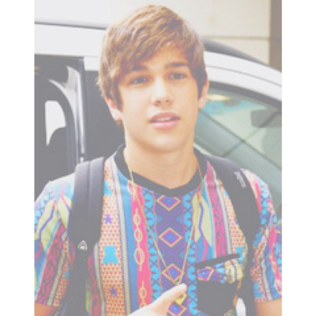 'Cause there are so many gorgeous boys
