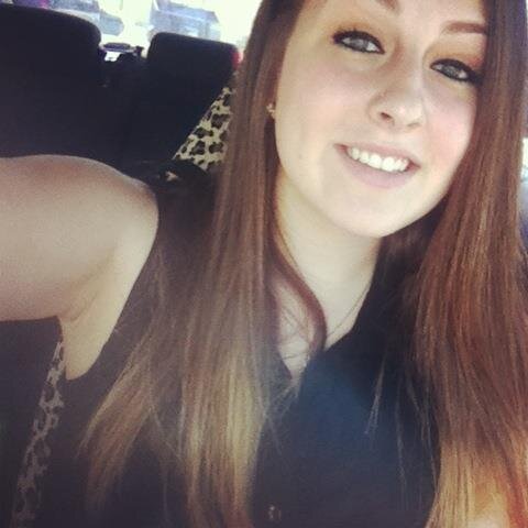Too many people are living for compliments, not accomplishments.