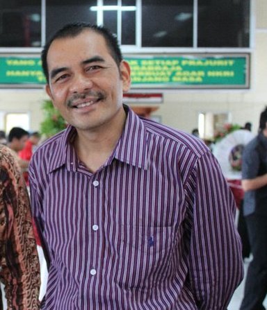 lecturer at university high school..(UNP)