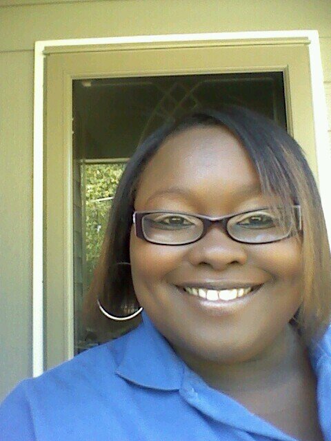 Baker and Jewerly Maker. Book Reader, Movie and Reality TV Junkie.