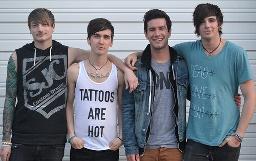 STAY SEVENTEEN BITCH♥ /  @DanaMichael_ @Jaykwatson @Stay_Dan17 & @Stay_Mike17 ♥♥♥