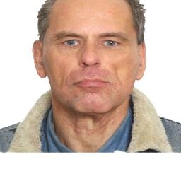 Canadien d'origine roumaine. Mon interet principal est l'étude du droit et la formation d'une famille.