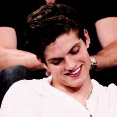 Daniel Sharman - IMDb