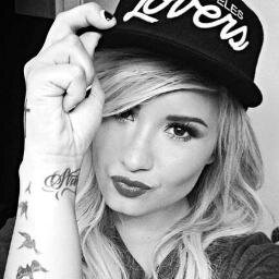 - Pros amantes da Tartaruga mais Gostosa de todas , DDLovato s2