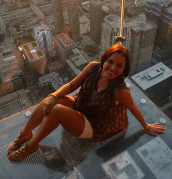 Amante de la buena vida, del buen comer, de los viajes, soñadora y alegre, perseverante en todas las cosas que hago...