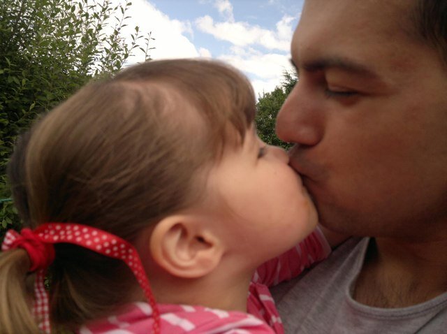 MervynHunt's profile picture. professional hide n seek player@( Damm good at it ) any thing else just ask !!!