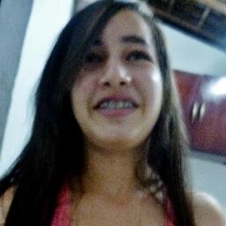 O coração de toda mulher deveria estar tão bem escondido em Deus, que um homem para achá-lo precisaria busca-lo profundamente.