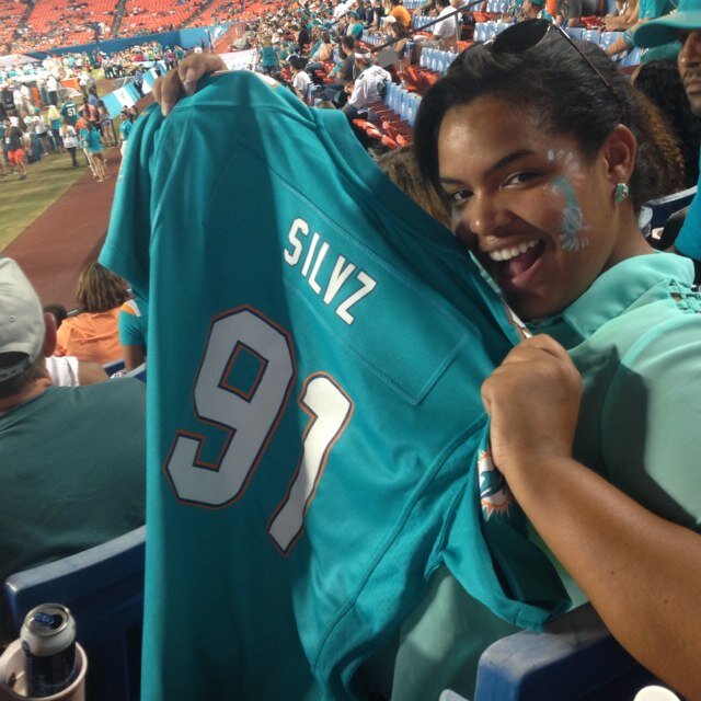 silvz_love's profile picture. 