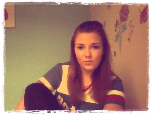 Trust no bitch☂ SamualBowers~2.2.13♥
