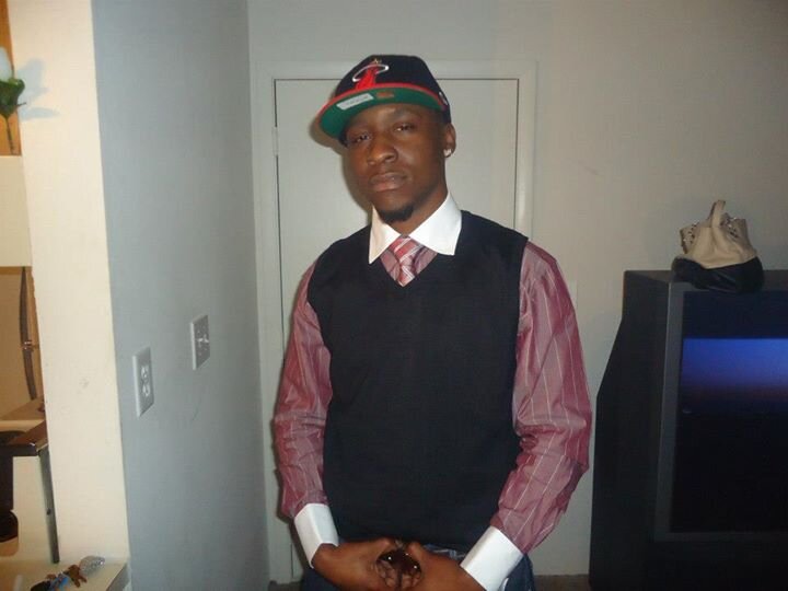 Kooda... CEO of Ragz2Richez Ent (WE ALL BOSSES)... Monkey Corna stand up!!!