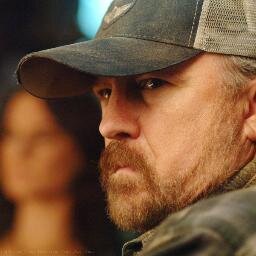 bobbythehunter's profile picture. i'm surrounded by idjits