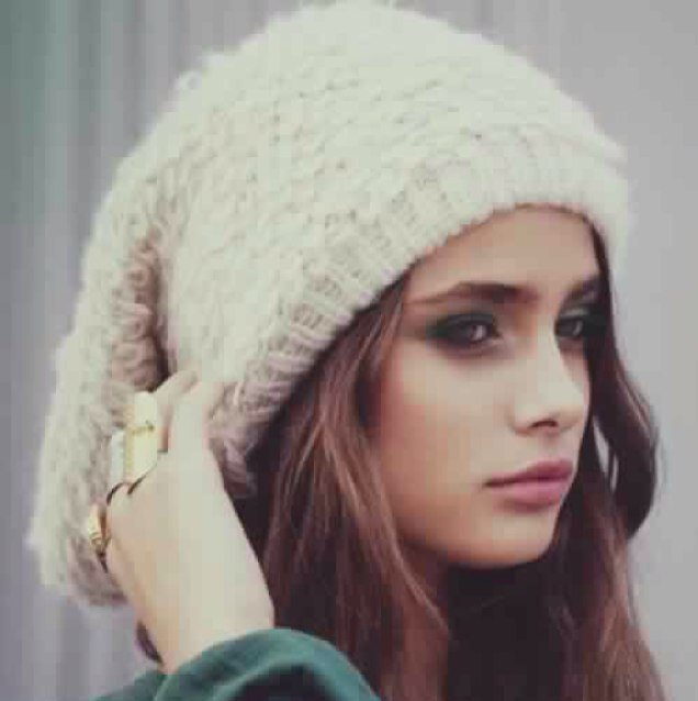 CelestialFloret's profile picture. - Love is a feeling of passion towards someone. I have let that feeling go, and all that is left is a world unknown.  - [THG OC.]