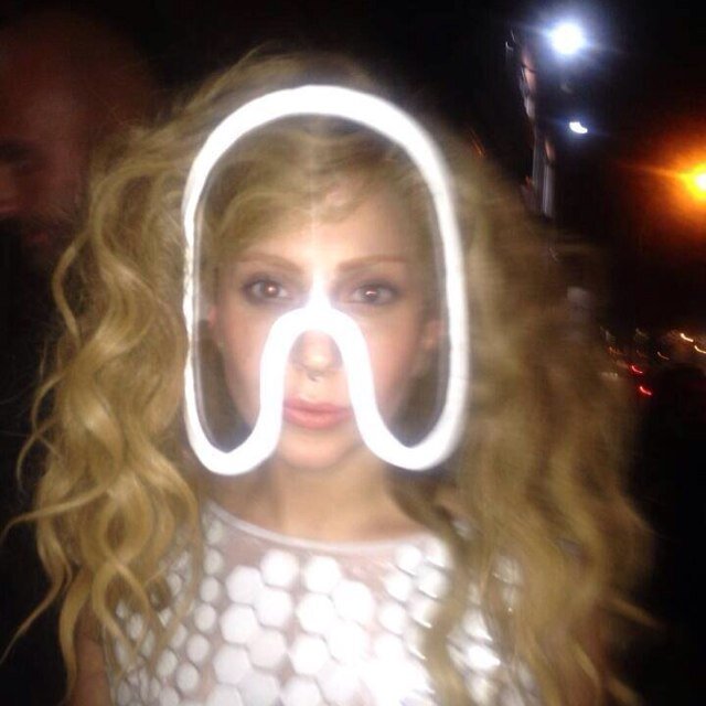I just love gaga and 1D ok