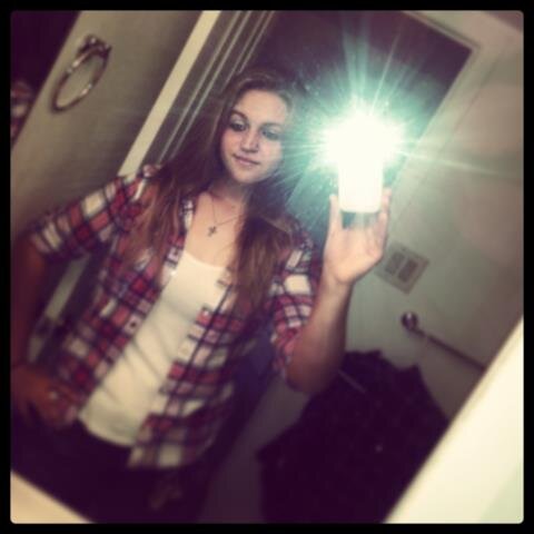 Friendship is like peeing your pants. Everyone can see it, but only you can feel it.