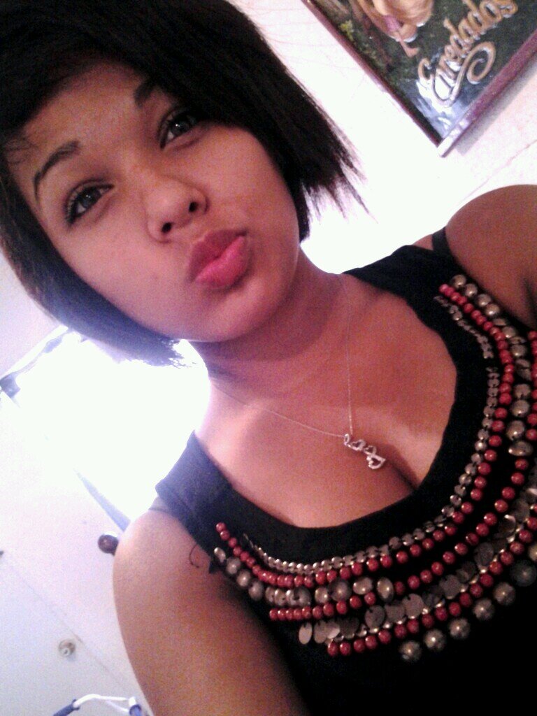 born in colorado live in bomb ass elpaso bby :P and ftw!!! gemme all them chubby  boys ♡♥ i like that shit can u be my wiieeenn da pooo i can be ur honey /.\
