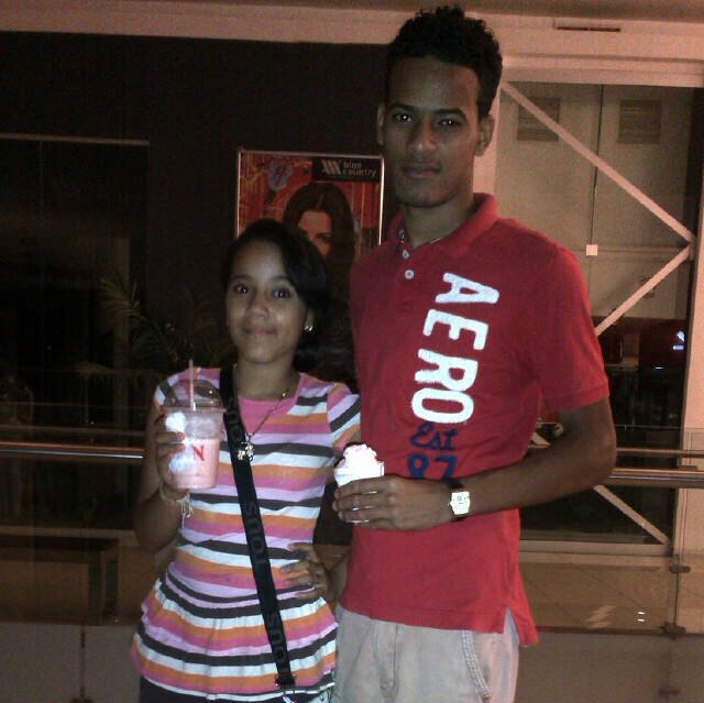Soч ŦlαkkO Ɗ℮ R℮vιιѕттa ||Estudiante De Medicina || Dios Mediante Todo||                     Gєηttє Hαppч :D T℮℮αm #Shh ~8          Kik ~ RayFdez
