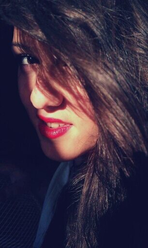 Elenaki1D's profile picture. In life there are people that inspire us... We call them Idols..Mine are 5 singing idiots and a hot chick from Texas...
#Dreamer  ♪