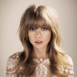 Me presento soy Rochy, la dueña de la pagina. Aqui encontraras toda la informacion de Taylor Swift. Damos Follow Back. Necesitamos Admins Somo Manda un MP ;)