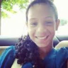 Hi its Deyjah but u can call me Deydey im a *parody* follow me I follow back BU @ThaCrystalClear
