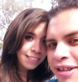 El amor de mi vida: @hannahspinoza... lo primordial en mi vida es mi felicidad interna y satisfacción de lograr lo que me propongo =D
