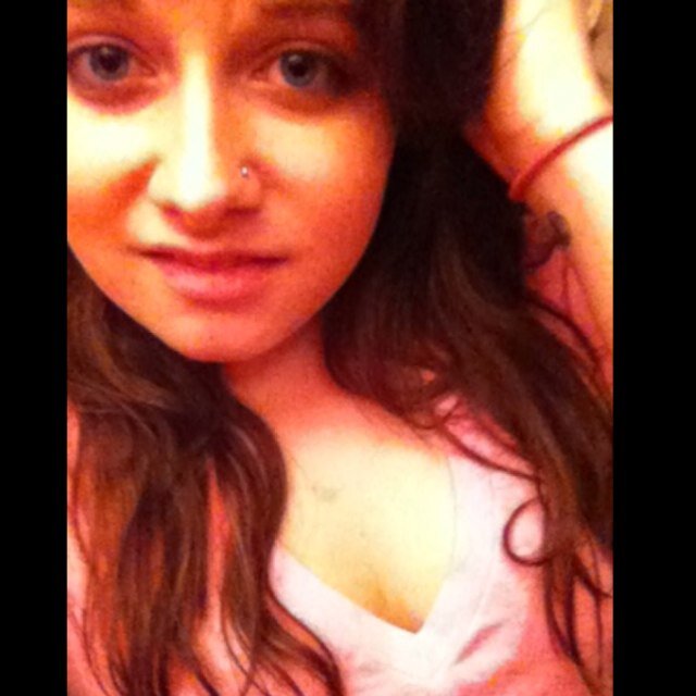Student. Waitress. 20. Taken by the sweetest girl in the world. ;*