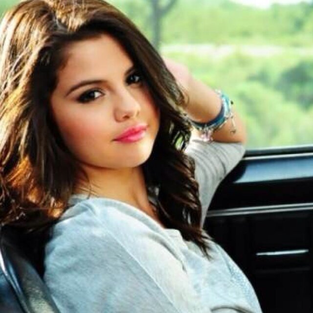 My heart is @FakingBiebz [9.5.13] Momma to be 

My bff is @manofsteel143

Jay Bear's forever ♥