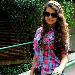 Brazilian, 16, theater student, love life, love animals.. LIVE FREE !