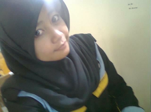 the beauty of a person is not determined from the appearance rather of feeling the presence of her