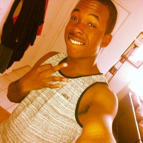 BiggPappiV's profile picture. All that money, the money is a motive.