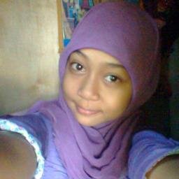 KEEP SMILE
a n n I s a putry class 7.5 at spensa
tujuh lima rorr