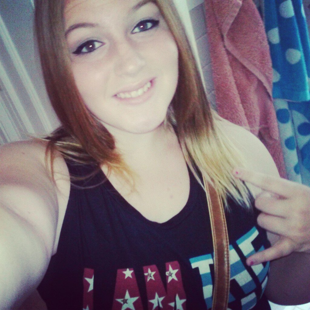 just a teenager trying too survive in our judgemental generation.(: Follow I follow back.