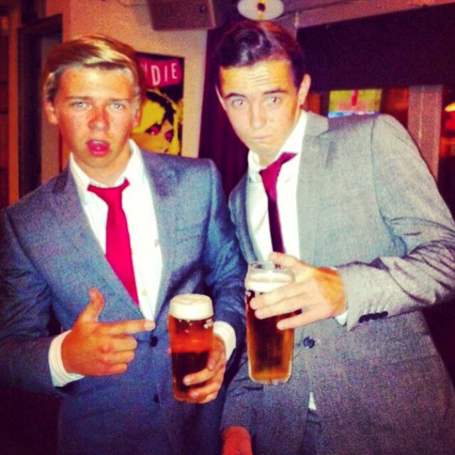 18
Surrey