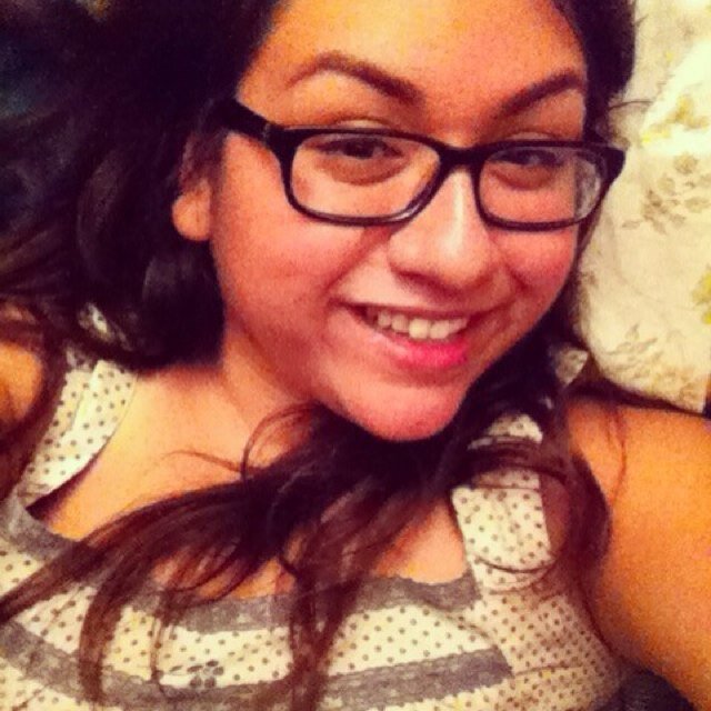 Im a student, Best Friend, sister, daughter,Photographer, DIYer, Reconista, amatuer designer