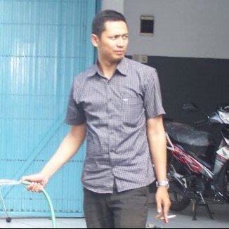 arieshadi2's profile picture. 