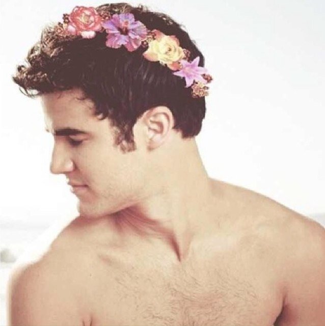 ❤@DarrenCriss the dreamiest angel that fell from heaven❤️