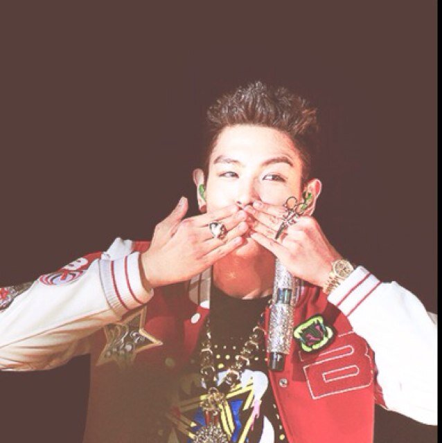 ผม ปู่ที่หล่อที่สุดในโลกเเก่ไม่ที่สุดโลกน่ารักเเบบสุดยอดอยากรู้จักผมฟอลผมสิคับ